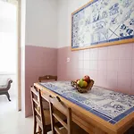 Otilia Apartamentos *