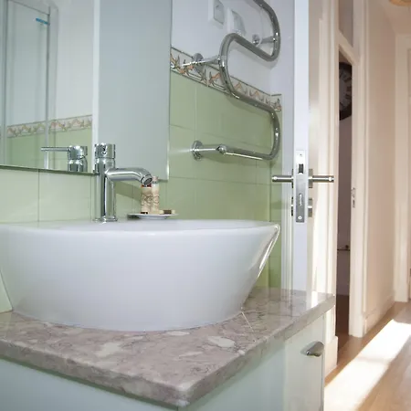 Otilia Appartement *